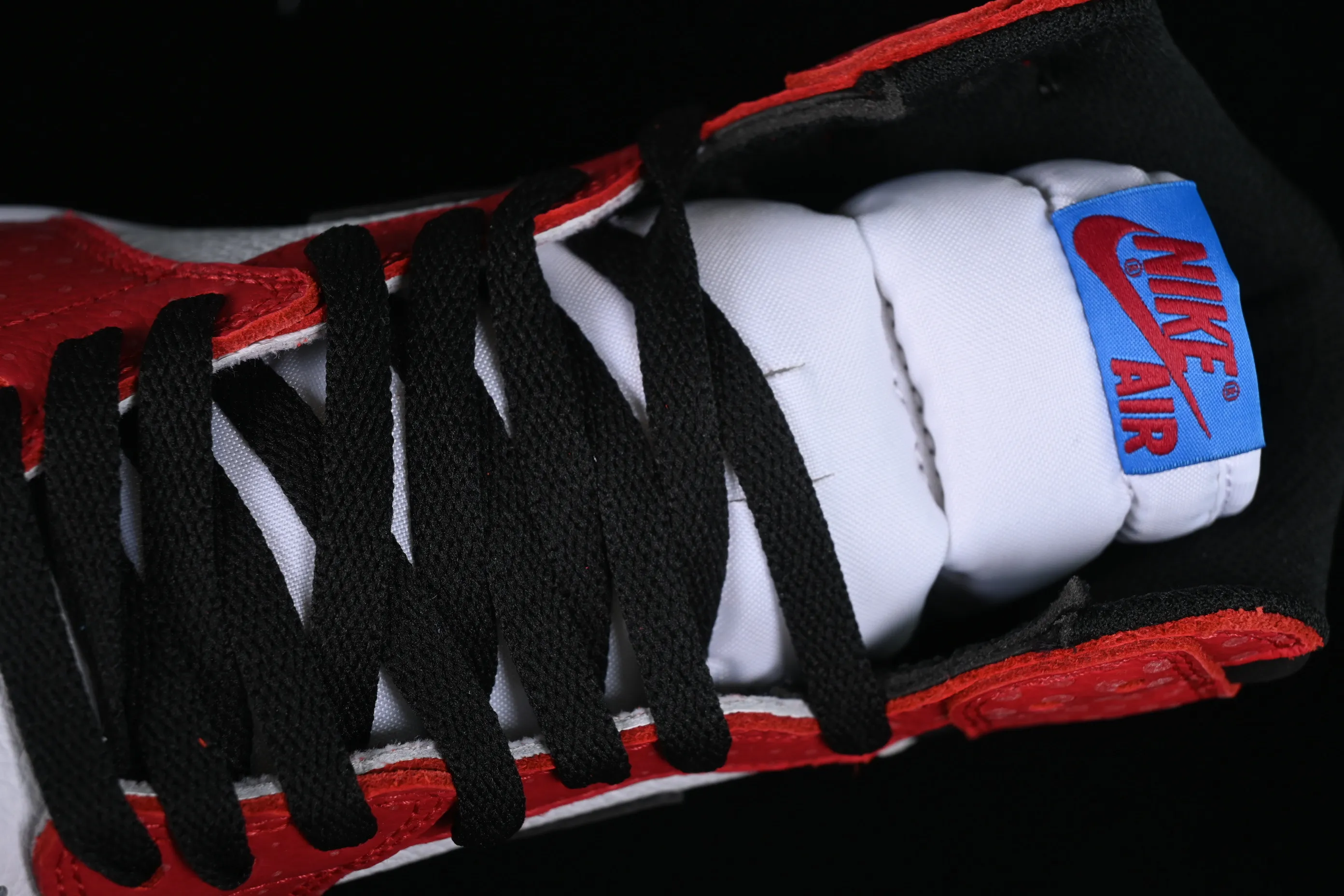All categories Air Jordan Jordan series basketball shoes Air Jordan 1 High Air Jordan 1 Retro High "Chicago Crystal" AJ1 Joe 1 New Chicago Spider-Man 555088-602